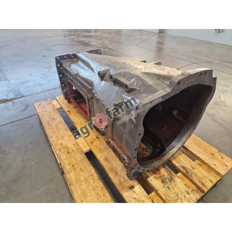 Obudowa skrzyni biegów Massey Ferguson 6170, 6180