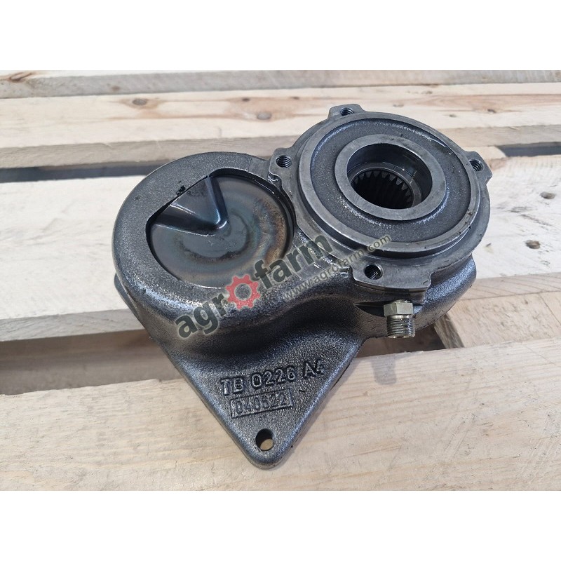 Obudowa pompy Valtra C90, 6200, 8000, M120, T130