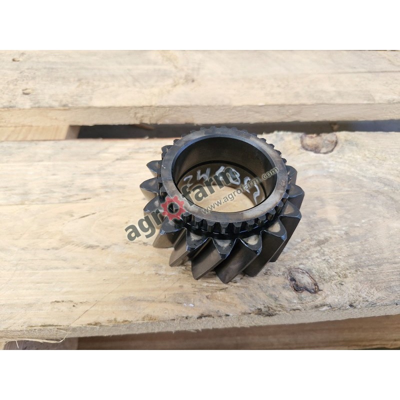 Koło zębate Massey Ferguson 6490, 8210, 8250