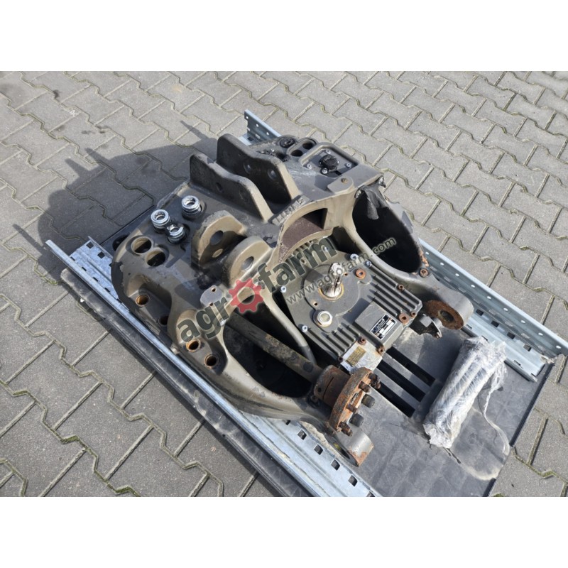 TUZ, przedni podnośnik, WOM Claas Axion 870