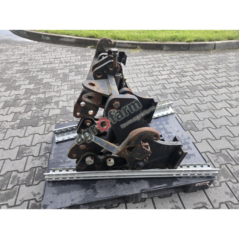 TUZ, przedni podnośnik, New Holland TM190