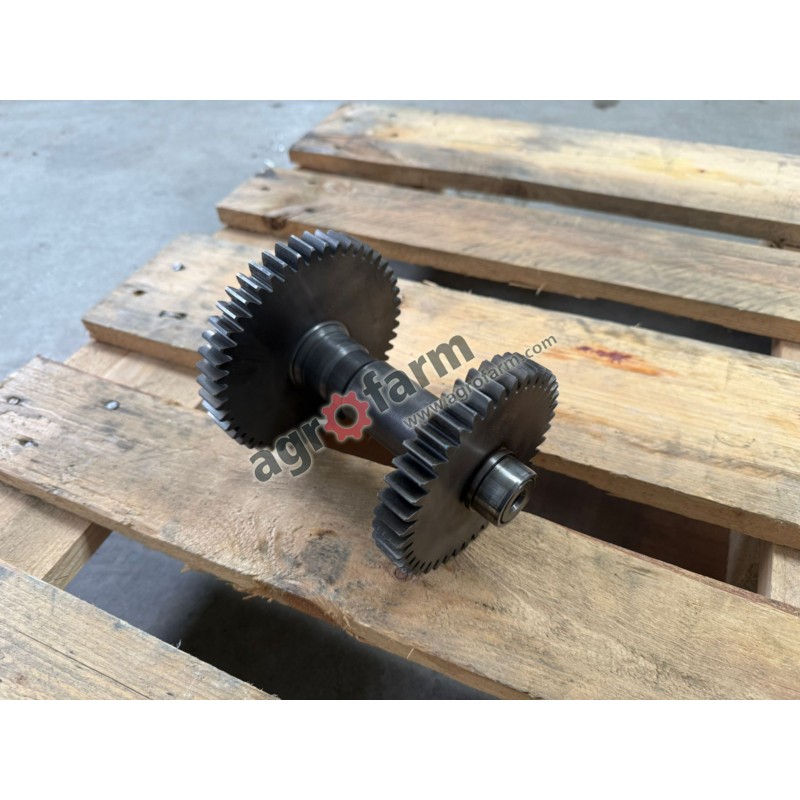 Wałek skrzyni biegów Z41X48 Case