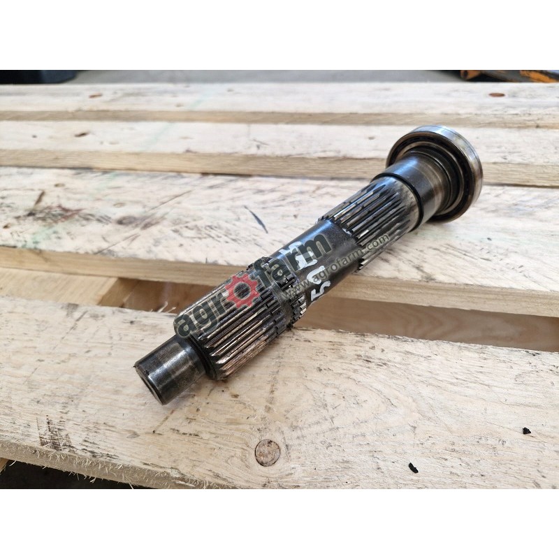 Wałek sprzęgłowy Massey Ferguson 5425, 6260.