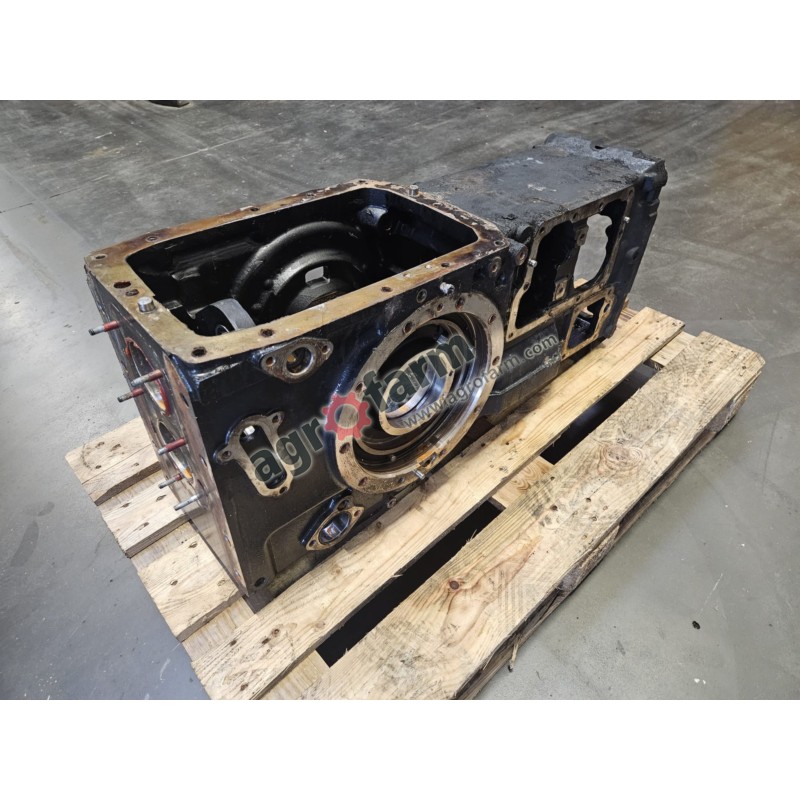 Obudowa tylnego mostu New Holland T4.90N, T4.100N