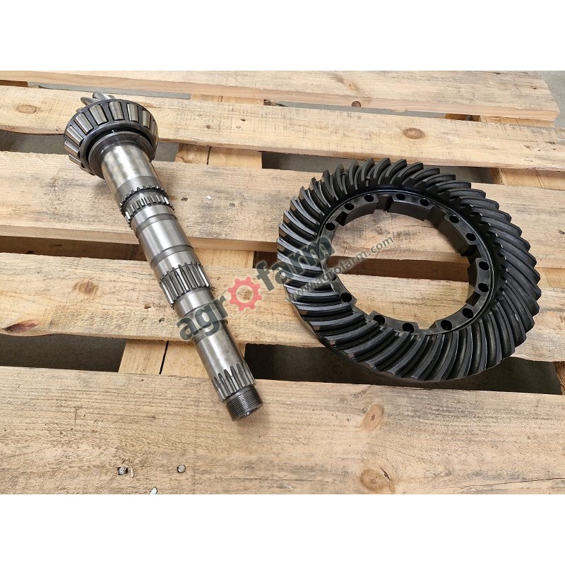 Tylny wałek atakujący z kołem Valtra C90, M120