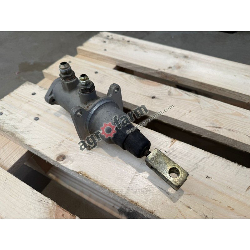 Wspomagacz hamulca Massey Ferguson 3610, 3630,
