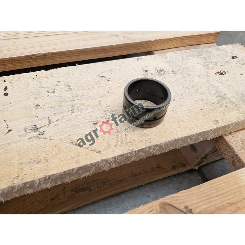 Tuleja  New Holland T4020, TN55, TN75A, TN95A