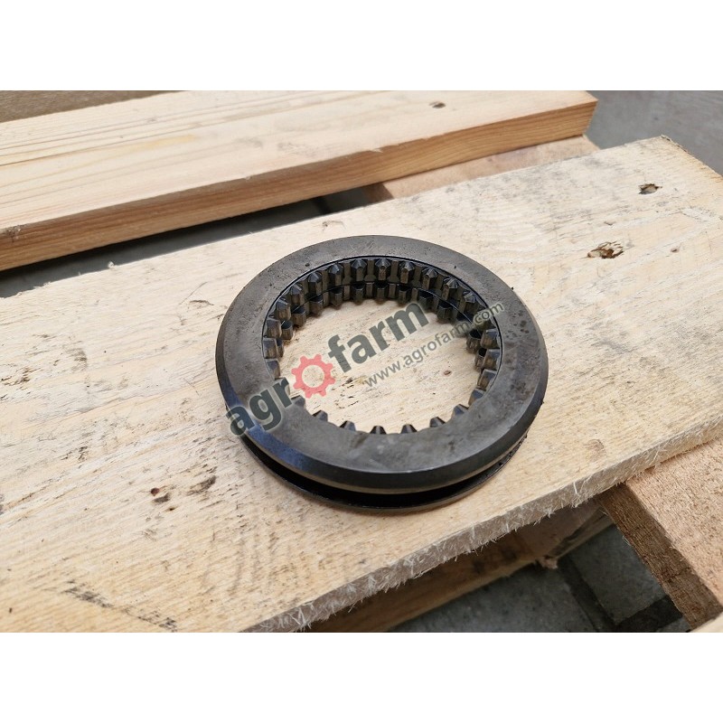 Tuleja  New Holland T4020, TN55, TN75A, TN95A