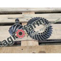 Wałek atakujący z kołem Z14x31  John Deere 6155M