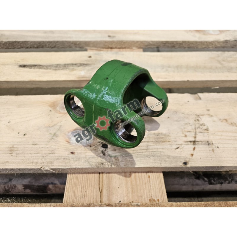 Łącznik półosi FWD John Deere 6155M, 6135R, 6140M