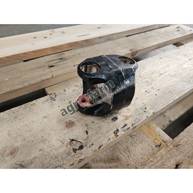 Łącznik półosi FWD Case Luxxum 120, 110, 100