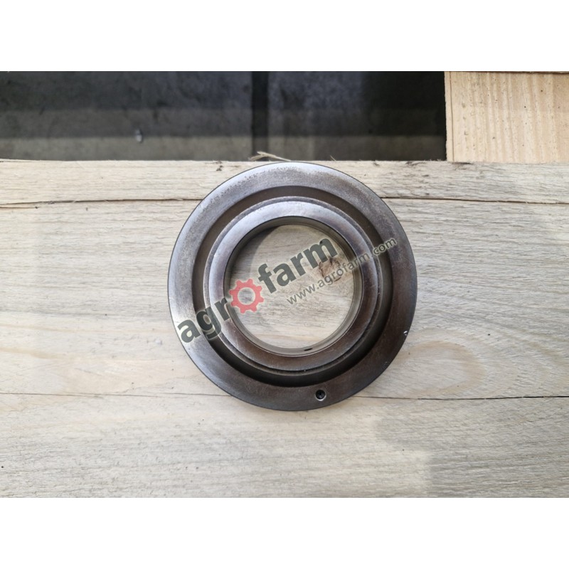 Tulejka Massey Ferguson VT 6614, 7622, 7722