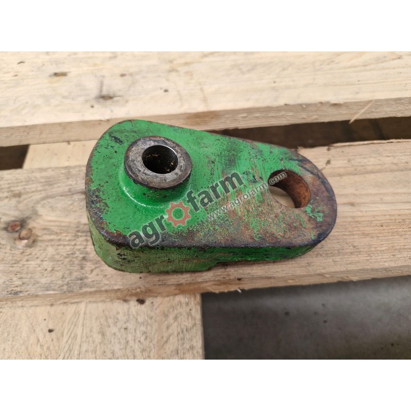 Wspornik John Deere 6920, 7420, 7520