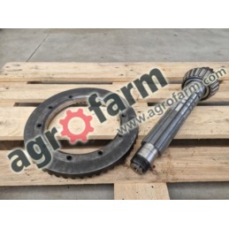 Wałek atakujący z kołem talerzowym John Deere 6830