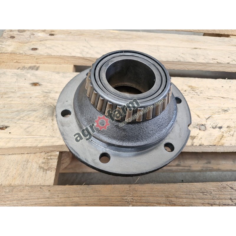 Obudowa łożyska John Deere 6800, 6910, 7200, 7400