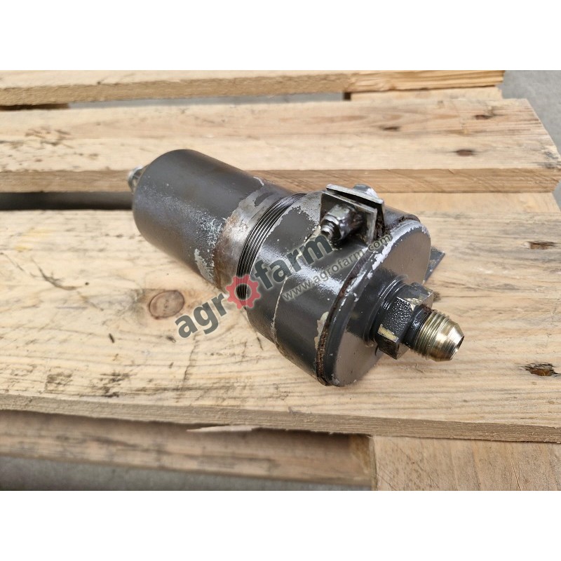 Obudowa filtra hydraulicznego Massey Ferguson 6445