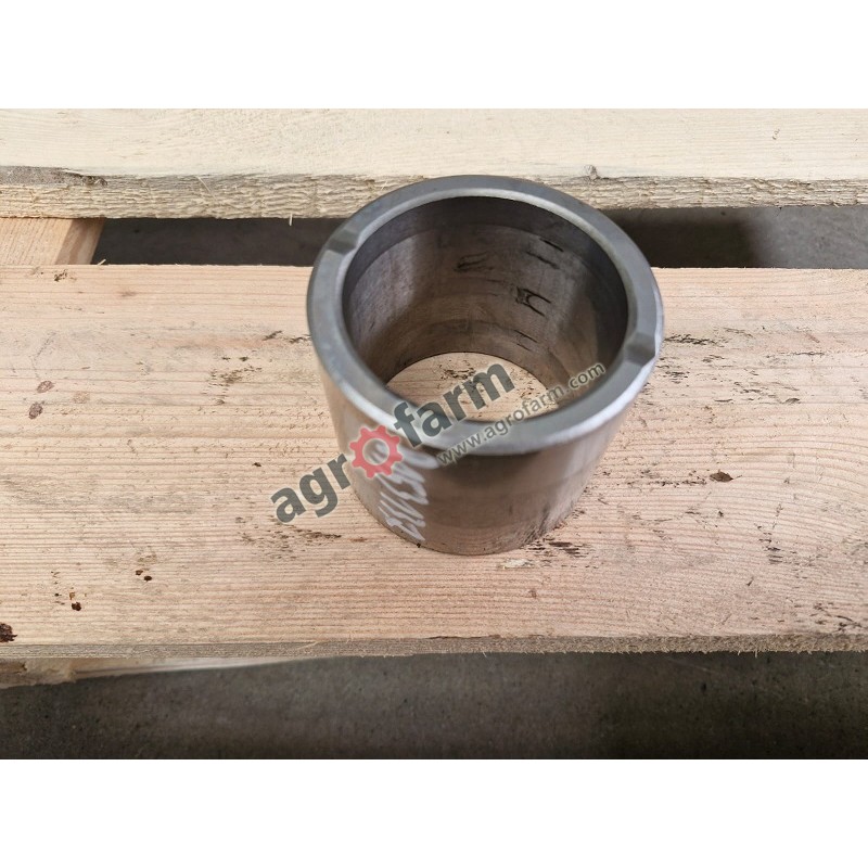 Tuleja John Deere 6800, 7200, 7500, 7700