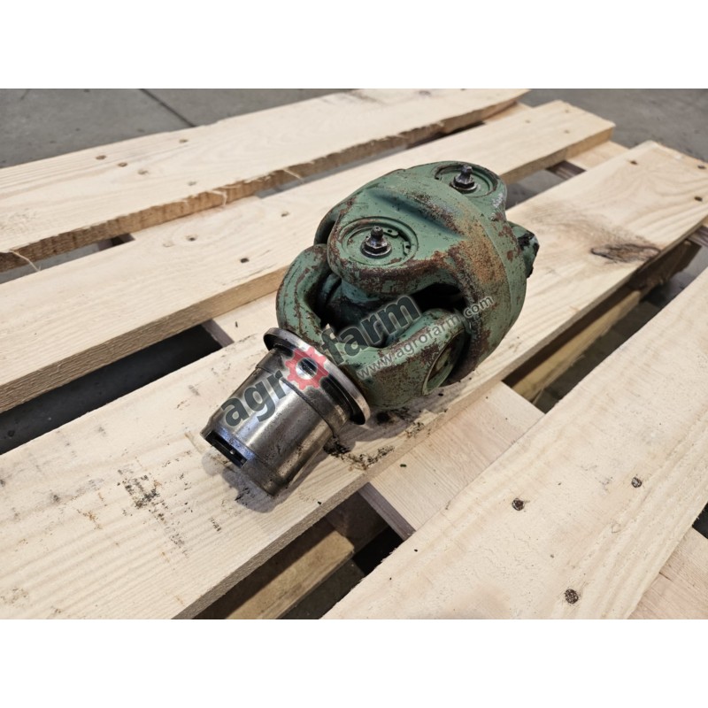 Łącznik półosi FWD John Deere 7800, 7700