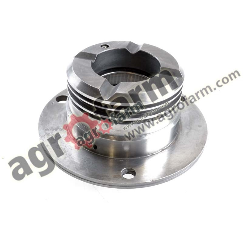 ACCELERATOR BUSHING MASSEY FERGUSON