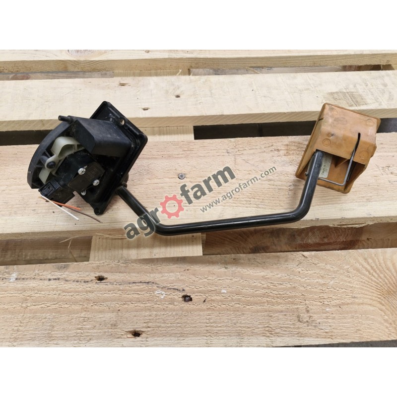 Pedał gazu John Deere 6120, 6330, 6420