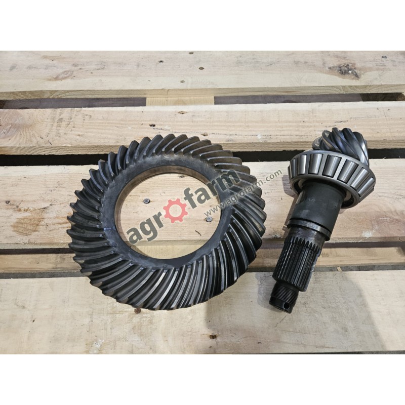 Wałek atakujący + koło Z11x41 John Deere 4650