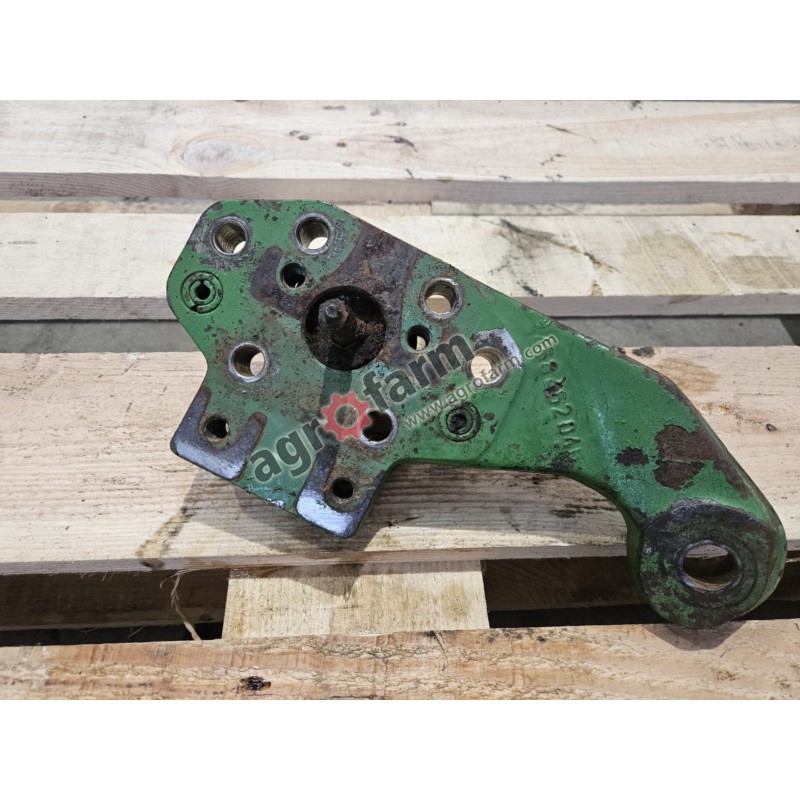 Uchwyt sworznia LH John Deere 4650, 4850