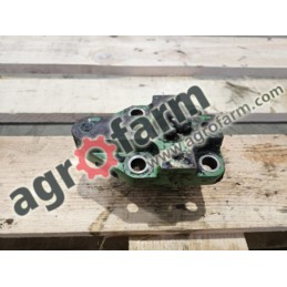 Uchwyt sworznia dolny John Deere 4650, 4850