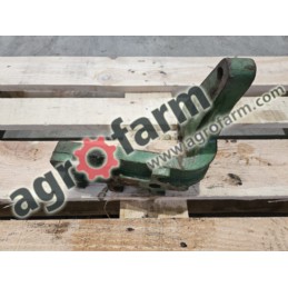 Uchwyt błotnika LH John Deere 4650, 4850