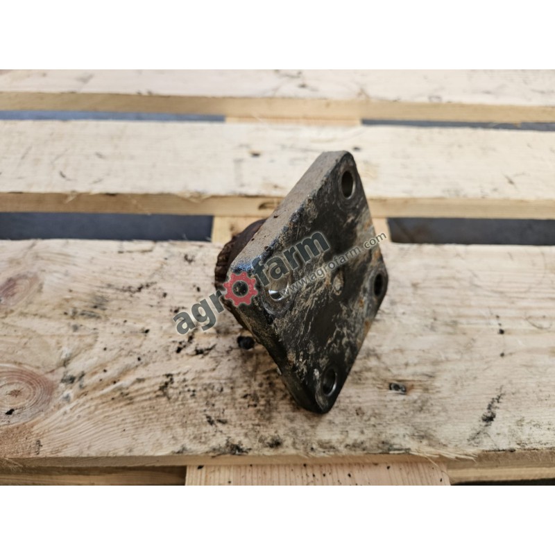 Sworzeń zwrotnicy dolny Valtra N111, N121, N141