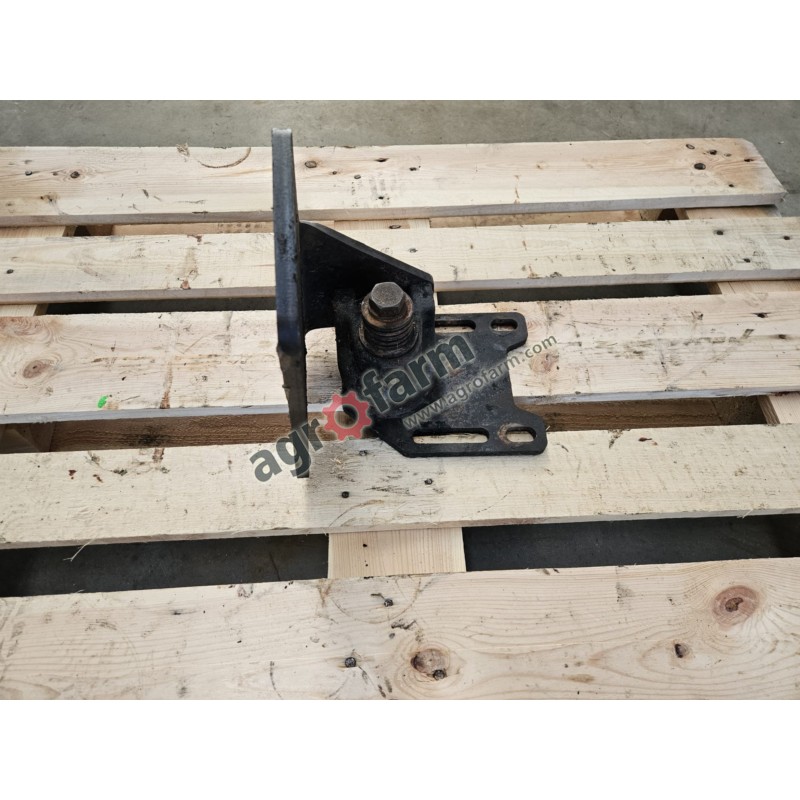 Uchwyt błotnika LH Valtra N111, N121, N141