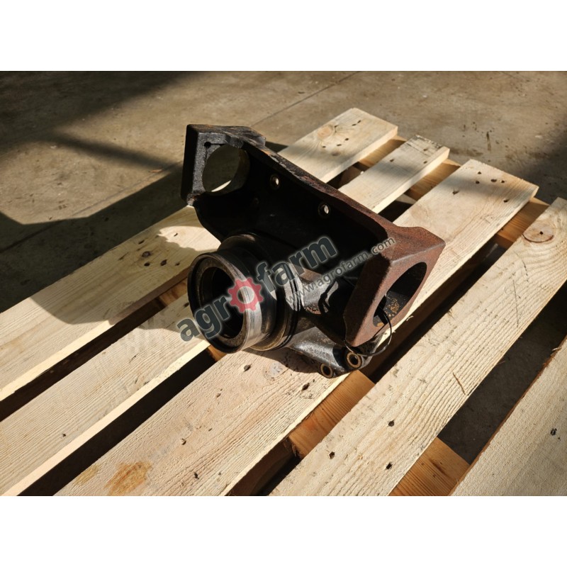 Uchwyt dyferencjału Renault Ceres 335