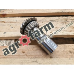 Wałek John Deere 6810, 6910