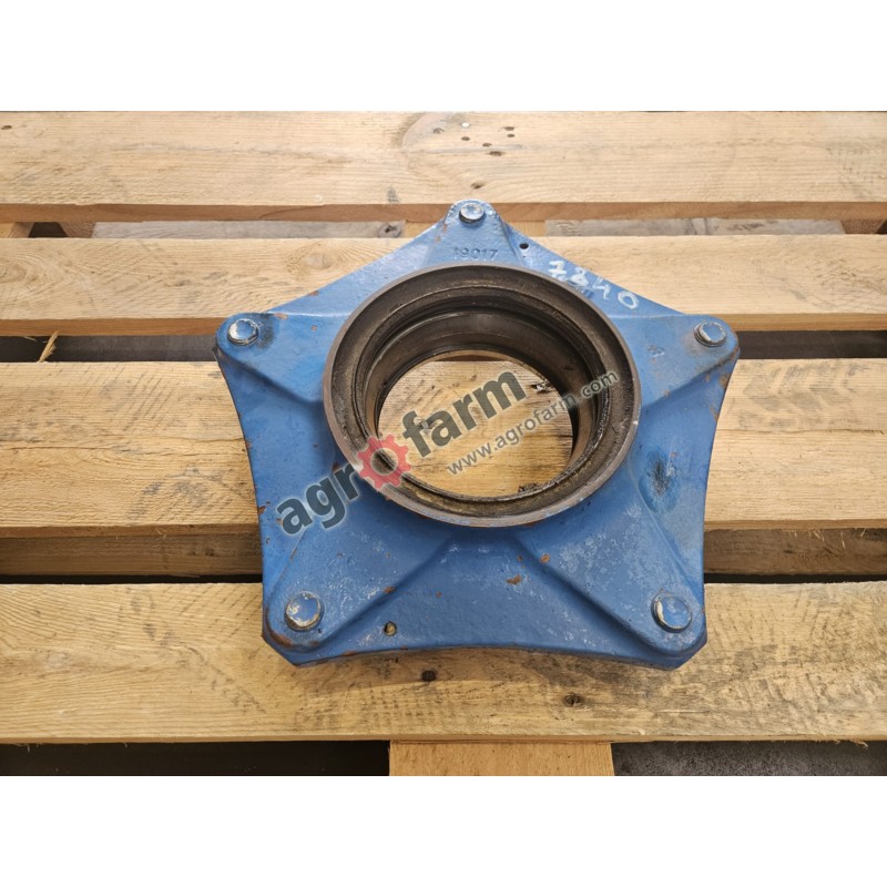 Piasta koła FWD Ford 7840, 7740, 8240