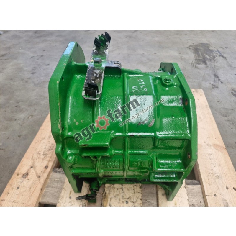 Obudowa John Deere 6120, 6320, 6400