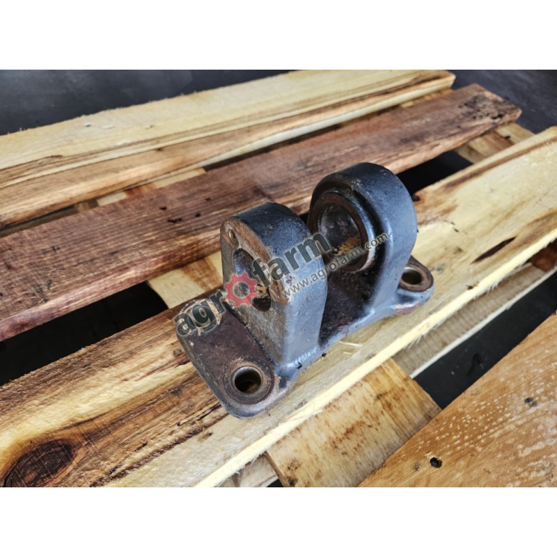 Uchwyt siłownika FWD Massey Ferguson 8660, 8730