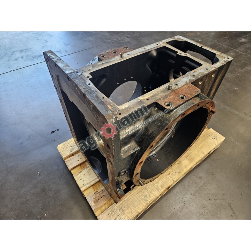 Obudowa tylnego mostu Case Magnum 370 CVX