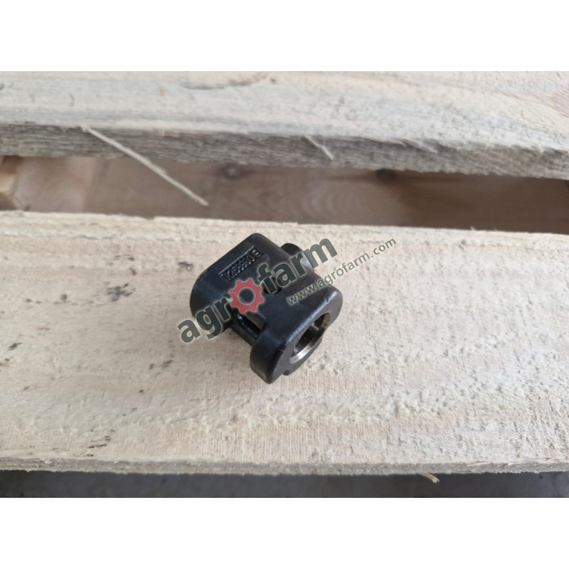 Zacisk John Deere 5065, 5100
