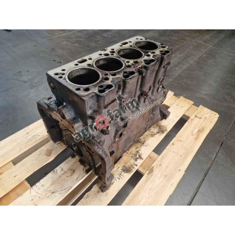 Blok silnkia Massey Ferguson 390, 194, 3050