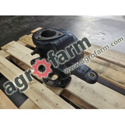 Zwrotnica RH FWD Case Maxxum 115, Puma 130