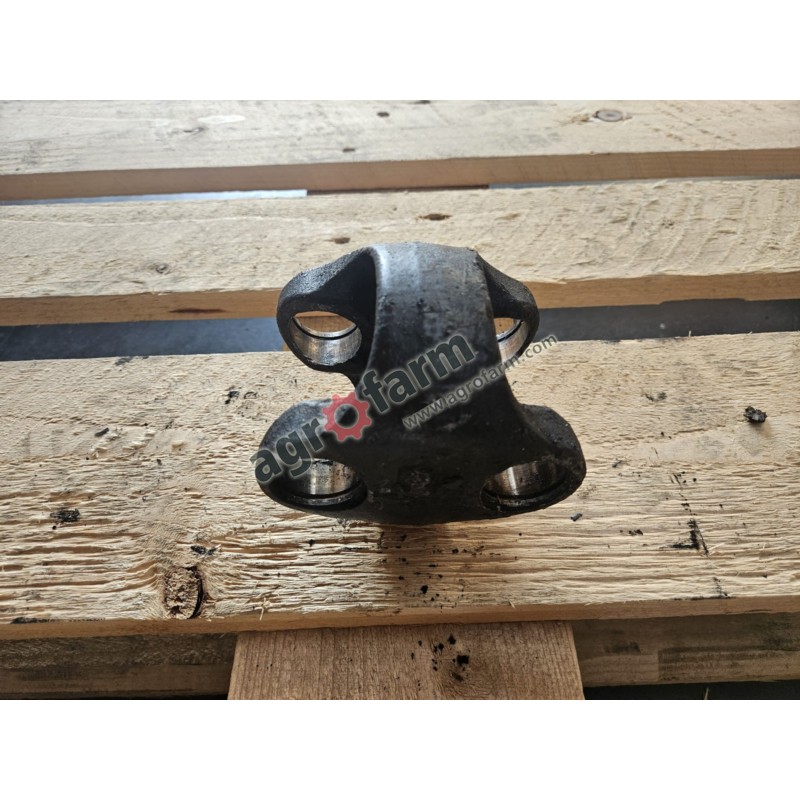 Łącznik półosi FWD Massey Ferguson 7616, 7480
