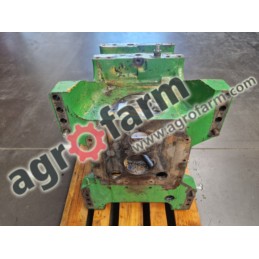 Housing JOHN DEERE REAR AXLE R116965