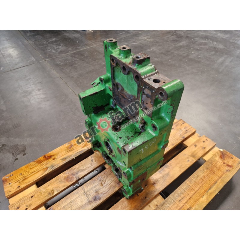 Obudowa PTO John Deere 7800, 7700, 7600