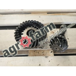 Wałek atakujący + koło Z13x29 John Deere 6220