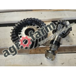 Wałek atakujący + koło Z13x29 John Deere 6220