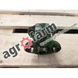 Łącznik półosi FWD John Deere 6220, 6120, 6420