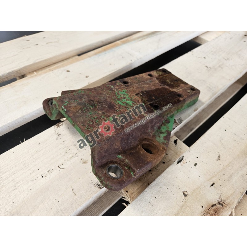 Uchwyt błotnika FWD John Deere 6220, 6120, 6420
