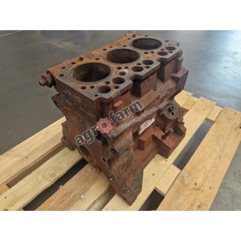 Blok silnika John Deere 5200, 5300, 5300N, 5400