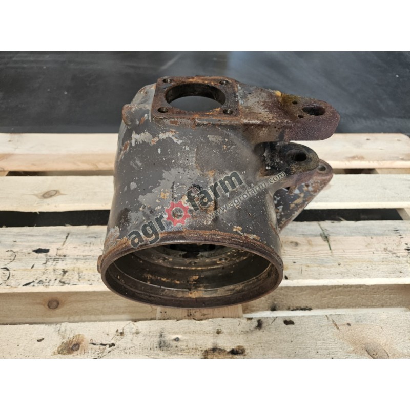 Zwrotnica LH FWD Massey Ferguson 2620