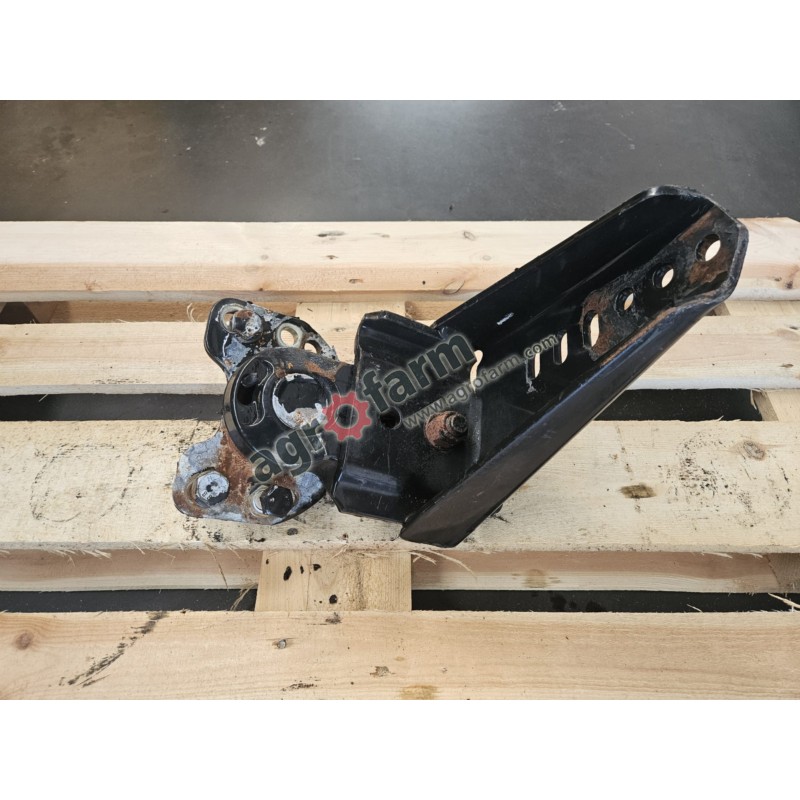 Uchwyt błotnika RH FWD Case Maxxum 115, Puma 125