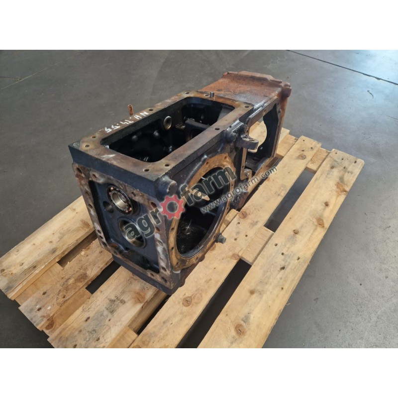 Obudowa tylego mostu New Holland T4.55, T4.65